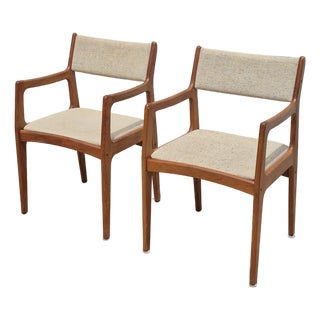 1970s D-Scan Danish Modern Style Teak Arm Chairs Oatmeal Upholstery, a Pair For Sale