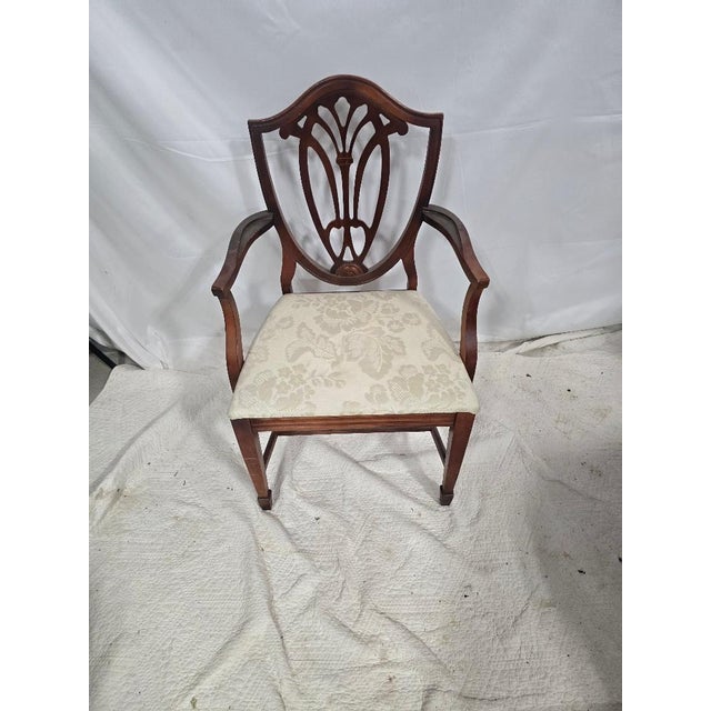 American Late 20th Century Hepplewhite Style Mahogany Shield Back Armchair With Upholstered Seat For Sale - Image 3 of 6