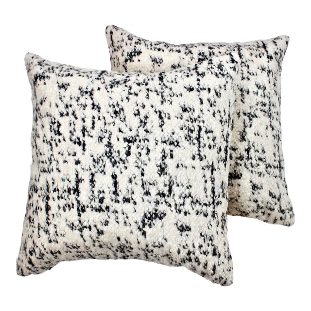 24" X 24" Kirkby Italian Wool Boucle Blend Pillows, Pair For Sale