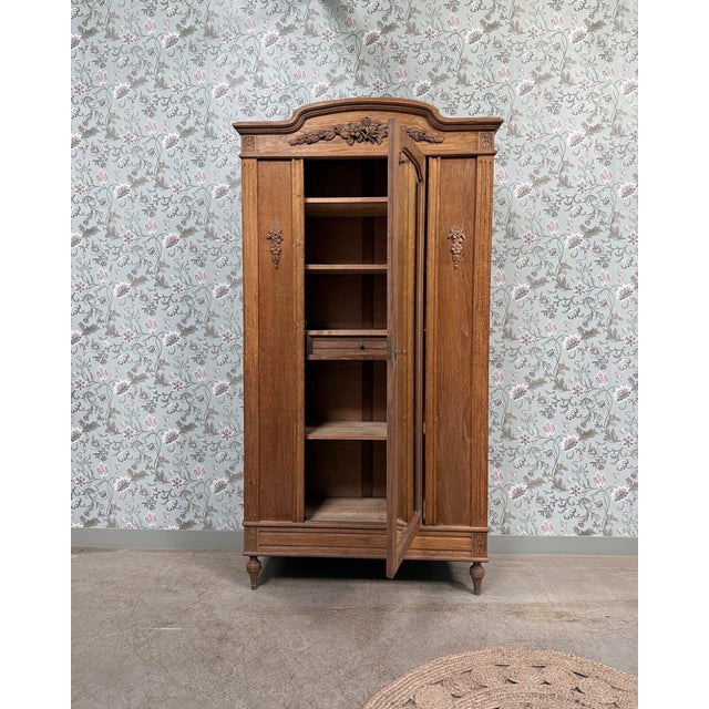 Large Antique Oak Bonnetière, 1920s For Sale - Image 12 of 16