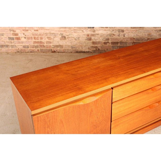 Mid-Century Teak Sideboard from Austinsuite, 1960s For Sale - Image 10 of 15