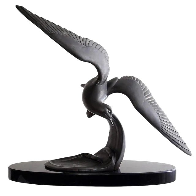 Vintage Mid-Century Art Deco Style Bronzed Spelter Seagull Sculpture For Sale