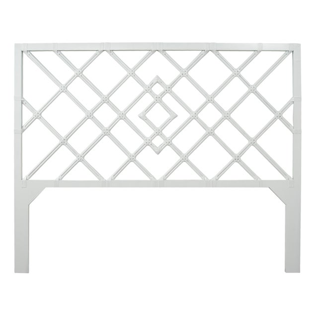 Coastal Darien Platform Bed King, White For Sale - Image 3 of 7