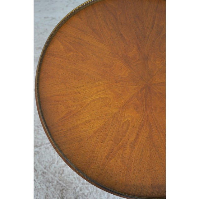 Pair of Henredon Round French Louis XVI Walnut Lamp Tables For Sale - Image 11 of 18