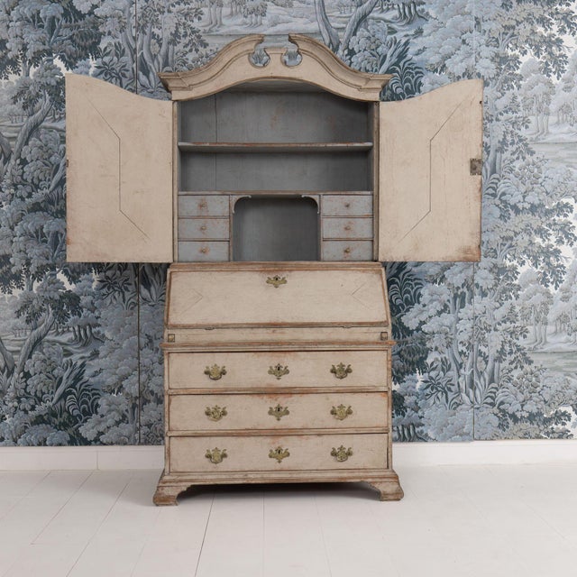18th C. Swedish Gustavian Period Gray Painted Secretary With Library For Sale - Image 13 of 18