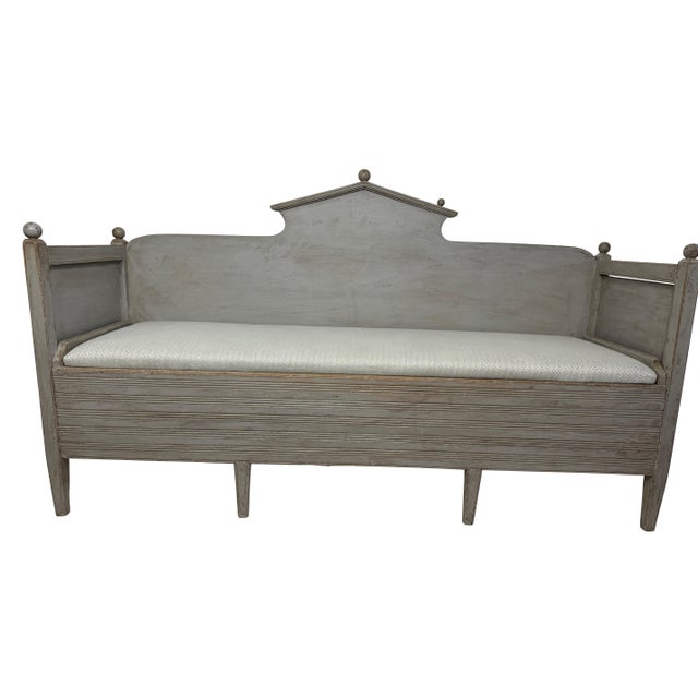 19th Century Neoclassical Style Swedish Grey Gustavian Storage Sofa Hand Carved For Sale - Image 17 of 18