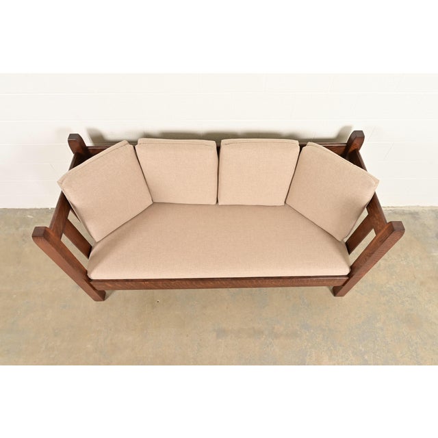 Stickley Brothers Antique Mission Oak Arts and Crafts Settle Sofa, Fully Restored For Sale In South Bend - Image 6 of 12