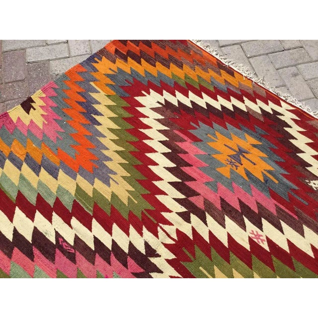 Pink Vintage Diamond Design Kilim Rug - 68" X 96" For Sale - Image 8 of 10