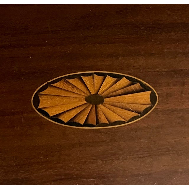 English Edwardian Mahogany Inlaid Serving/Butler's Tray With Shell Motif For Sale In San Francisco - Image 6 of 7