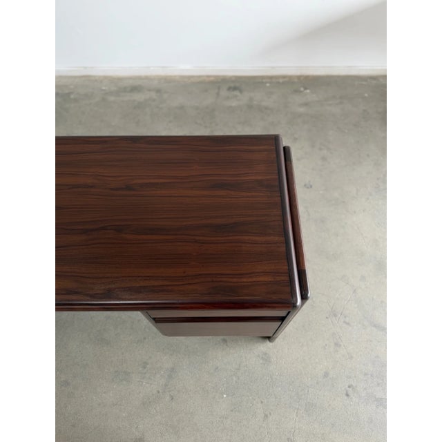 Mid-Century Modern Danish Rosewood Executive Desk – Floating Top For Sale - Image 12 of 18