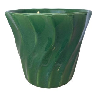 Vintage Bauer Pottery Swirl #6 Green Planter, Los Angeles For Sale