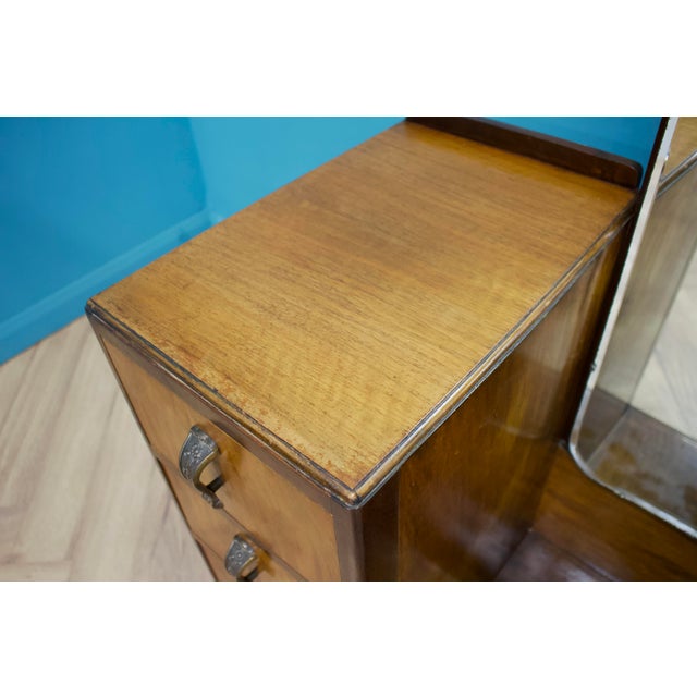 Art Deco British Burr Walnut Dressing Chest from Beithcraft, 1950s For Sale - Image 6 of 9