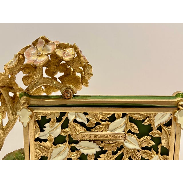 1990s Jay Strongwater Gail Hydrangea 5x7 Picture Frame Enamel Swarovski Crystal 18k Gold Pewter For Sale - Image 5 of 8