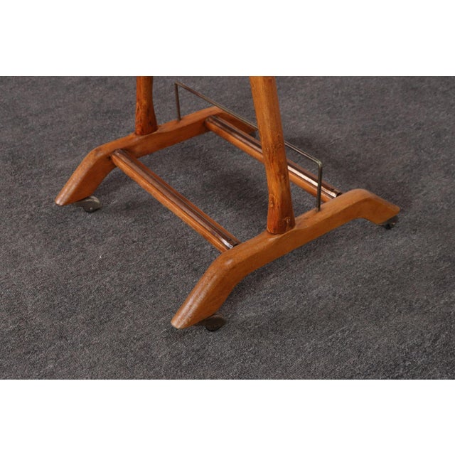Sculptural Italian Modernist Beech and Brass Valet by Fratelli Reguitti For Sale - Image 11 of 18