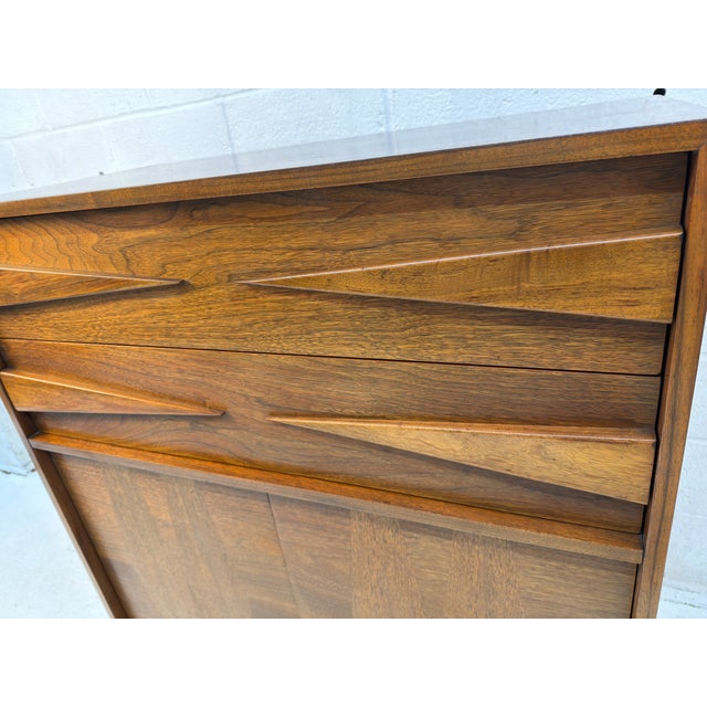 Mid-Century Modern Walnut Highboy Dresser With Sculptural Pulls For Sale - Image 12 of 17