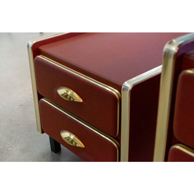 Leather-Coated Office Set with Desk, Bookcase, Chest of Drawers, Desk Chair, and Guest Chairs attributed to Umberto Mascagni, 1950s, Set of 7 For Sale - Image 17 of 18