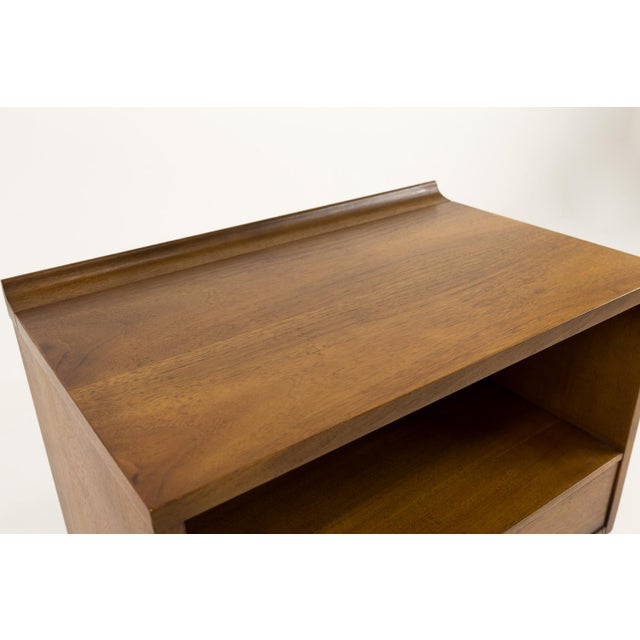 Broyhill Broyhill Sculptra Mid Century Walnut Nightstand For Sale - Image 4 of 7
