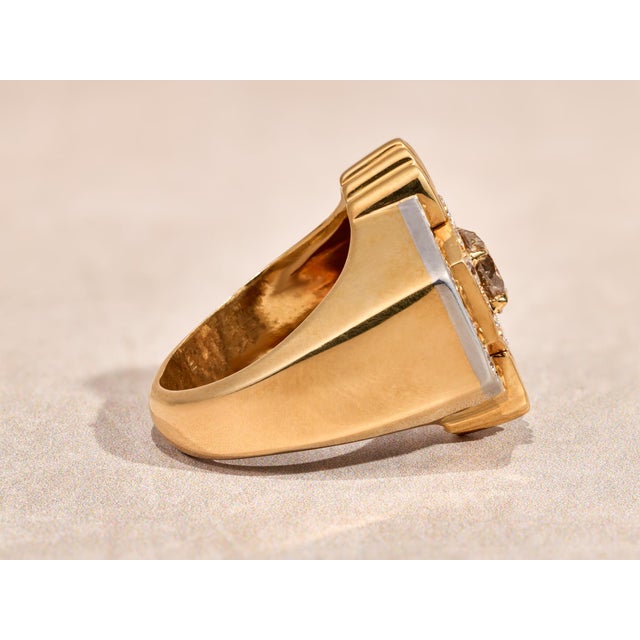 Metal The David: Vintage David Webb Signed ring In Platinum and 18 Karat Yellow Gold For Sale - Image 7 of 13