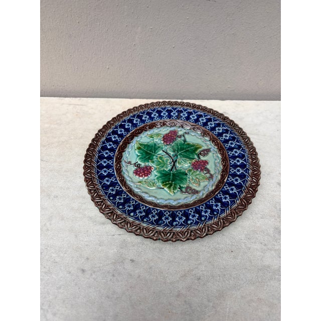 Majolica grape plate signed Villeroy Boch Circa 1890.