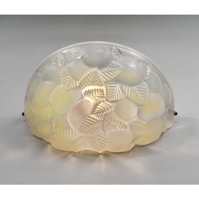 Lalique A Large French Art Deco Wall Sconce by René Lalique - Lausanne - Opalescent Glass - 1920s France For Sale - Image 4 of 8