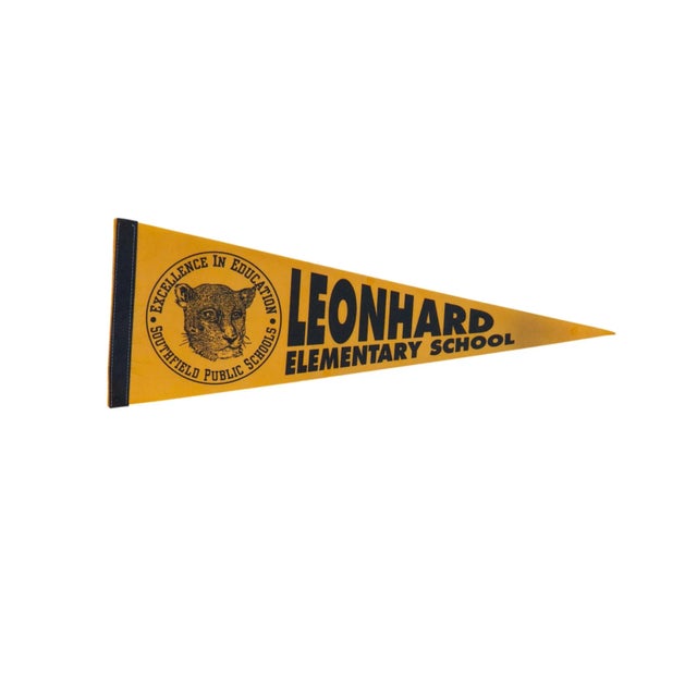 American Leonhard Elementary School Felt Flag Pennant For Sale - Image 3 of 3