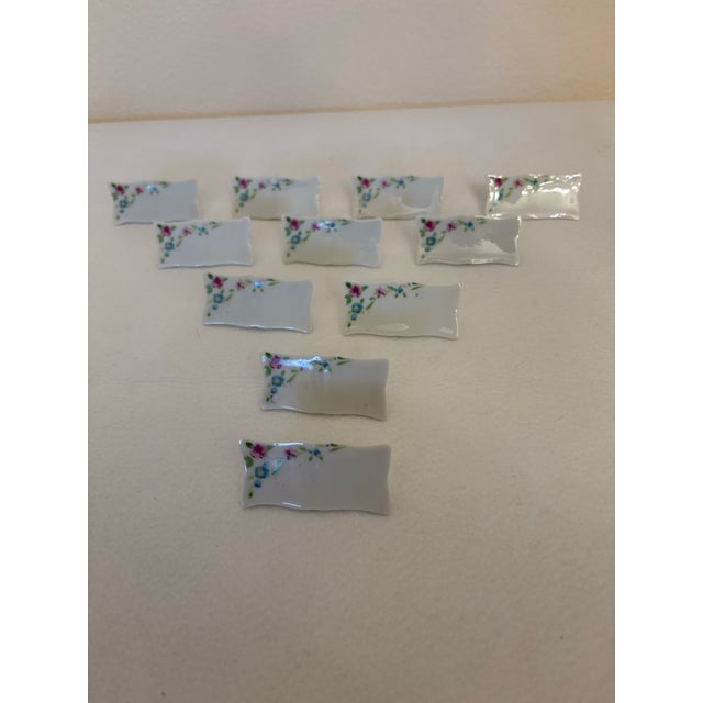 Mid 20th Century Lillian Vernon Place Card Plaque Set - 11 Pieces For Sale - Image 4 of 5