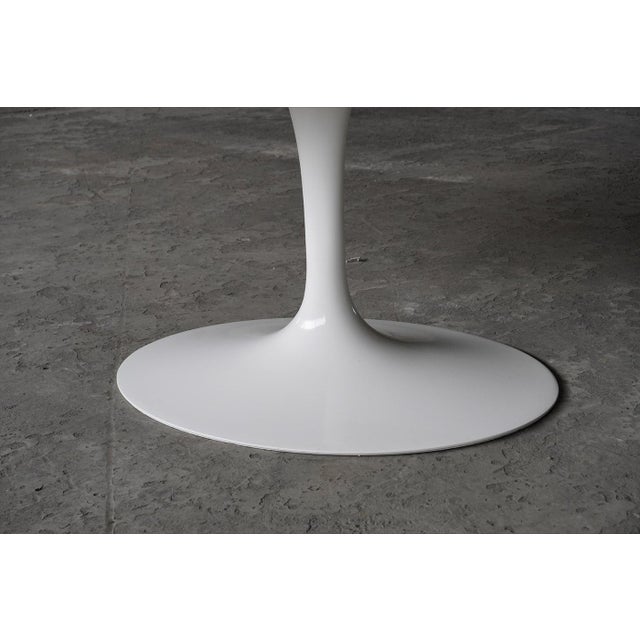 Gray Dining Set by Eero Saarinen for Knoll International, USA, 1990s, Set of 7 For Sale - Image 8 of 18