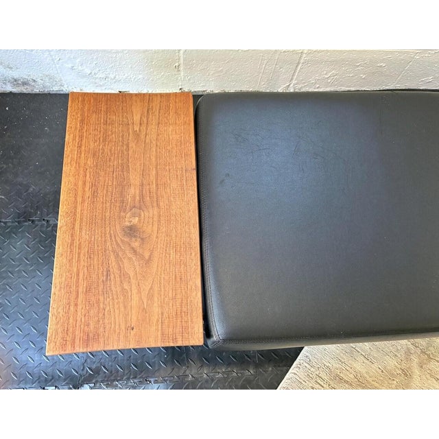 Mid-Century Modern Leather and Wood Gallery Style Modern Bench From Keilhauer of Canada For Sale - Image 3 of 12