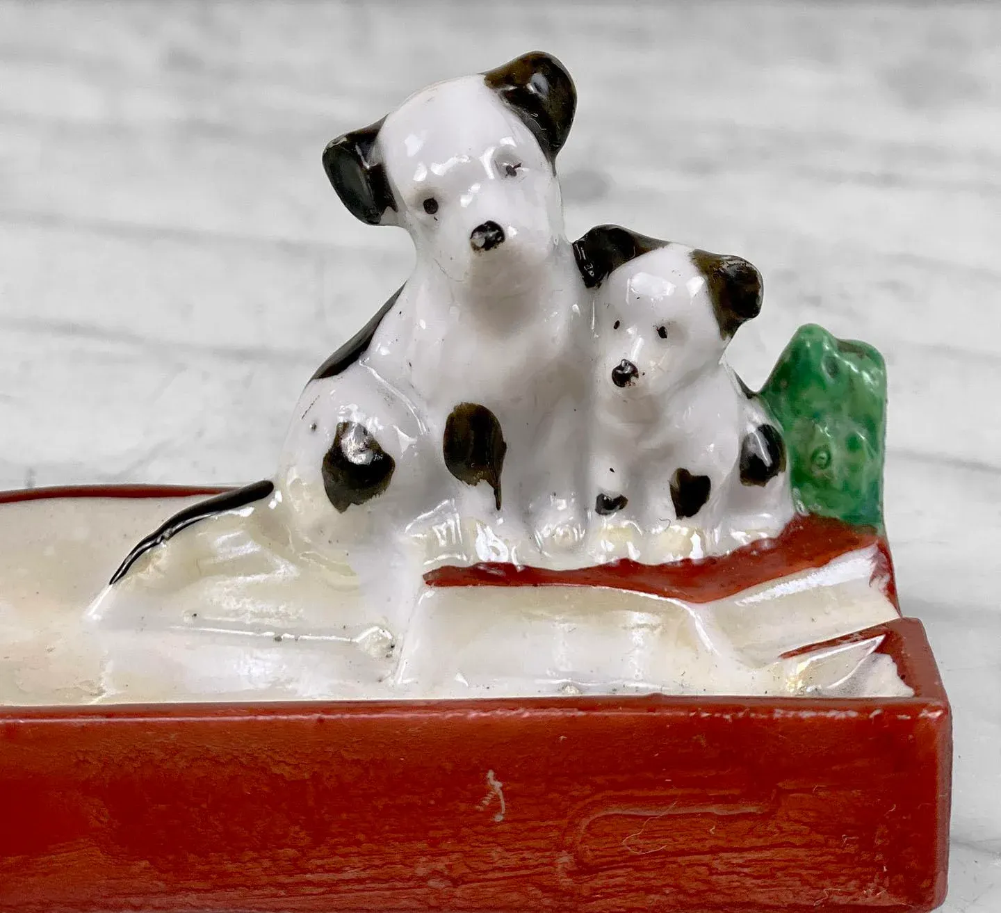 vintage-japanese-porcelain-dog