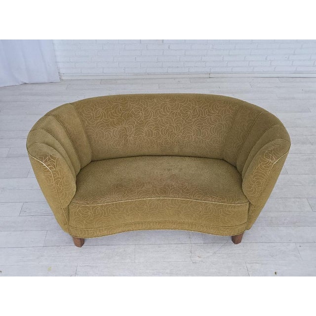 Mid-Century Modern Danish 2-Seater Banana Sofa in Velour and Beech, 1960s For Sale - Image 3 of 18