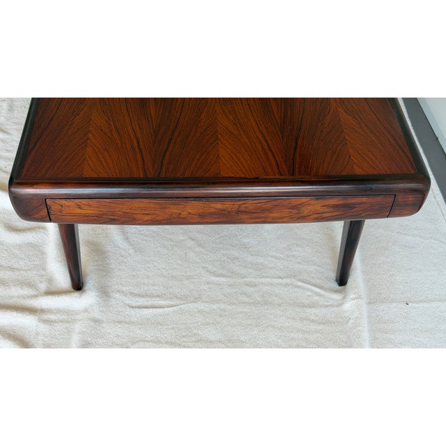 CFC Silkeborg 1950s Scandinavian Modern J. Linde Rosewood Extending Coffee Table – Restored Beauty For Sale - Image 4 of 11