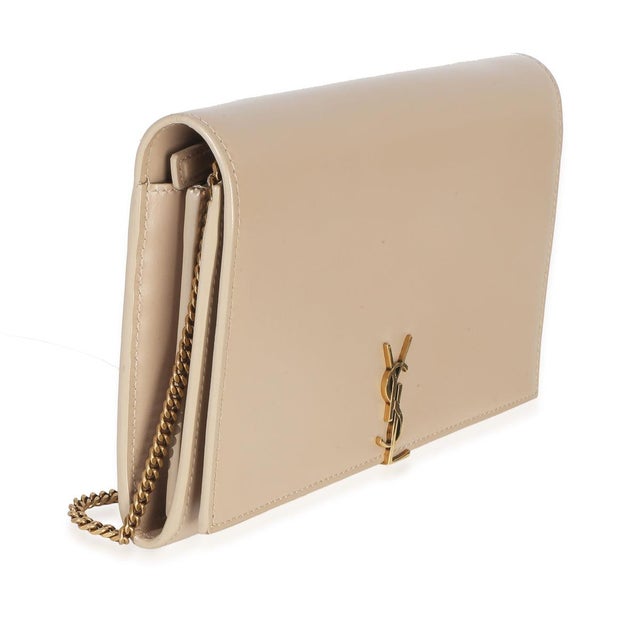Contemporary Tan Smooth Calfskin Cassandre Chain Clutch For Sale - Image 3 of 9