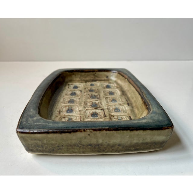 Royal Copenhagen Glazed Stoneware Scarab Dish by Jørgen Mogensen for Royal Copenhagen, 1960s For Sale - Image 4 of 9