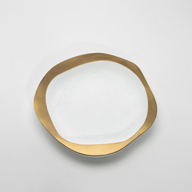 Bowl in White Shagreen With Bronze Patina Brass Details by R&y Augousti For Sale In Los Angeles - Image 6 of 9