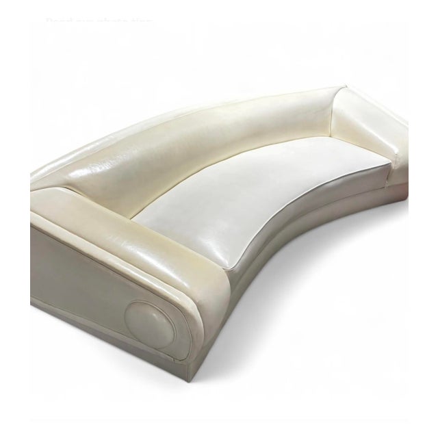 Beige / White , Pristine condition leather with very minor flaws throughout , leather itself has no tears or scratches ,...