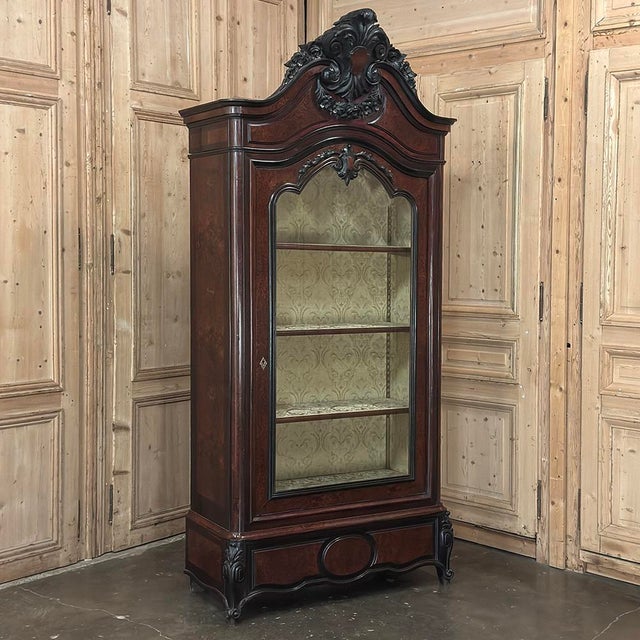 19th Century French Napoleon III Period Burled Walnut Display Armoire ~ Bookcase For Sale - Image 4 of 18
