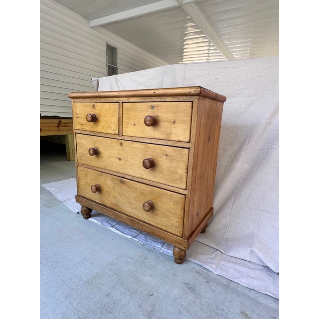 19th Century 19th Century English Pine Chest of Drawers For Sale - Image 5 of 13