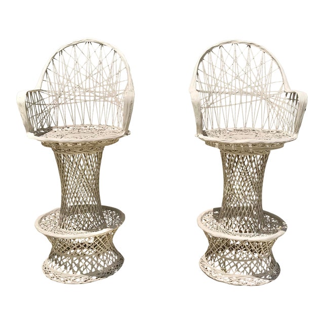 Mid 20th Century Mid Century Swivel Bar Stools Russell Woodard Style - a Pair For Sale