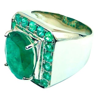 Bochic "Capri" Vintage Natural Emerald Ring Set in 18K White Gold & Silver For Sale