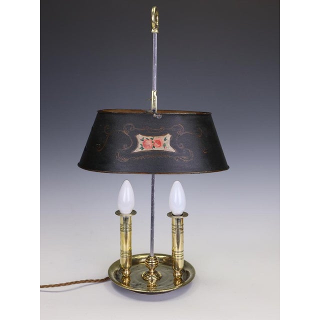 Antique French Brass Two-Light Bouillotte Lamp with Tôle Shade, 1850 For Sale - Image 3 of 18
