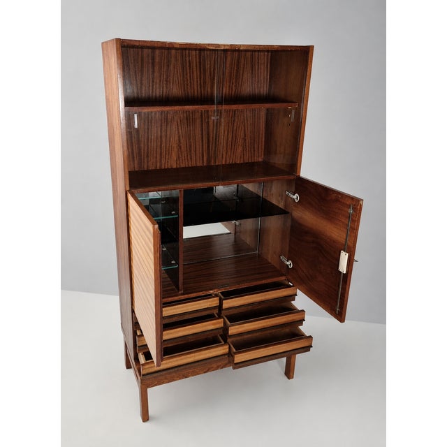 Vintage Bookcase in Beech, 1970s, in Very Good conditions. Designed 1970 to 1979