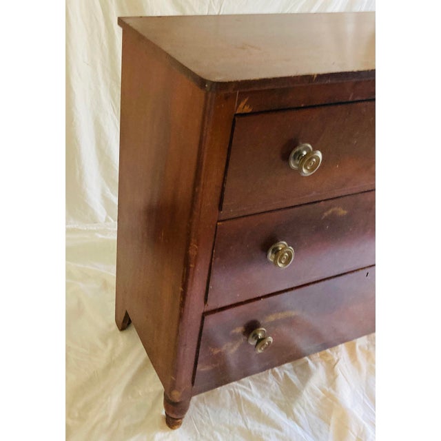 Mid 19th Century American Empire Mahogany Chest, Gilt Empire Drawer Pulls For Sale - Image 9 of 10