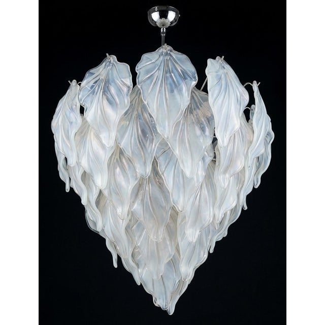 1980s Vintage Opal Leaf Chandelier in Murano Glass, 1980 For Sale - Image 5 of 16