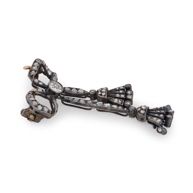 Late 19th Century Victorian Diamond 18k Gold and Silver Bow Brooch For Sale In Los Angeles - Image 6 of 6