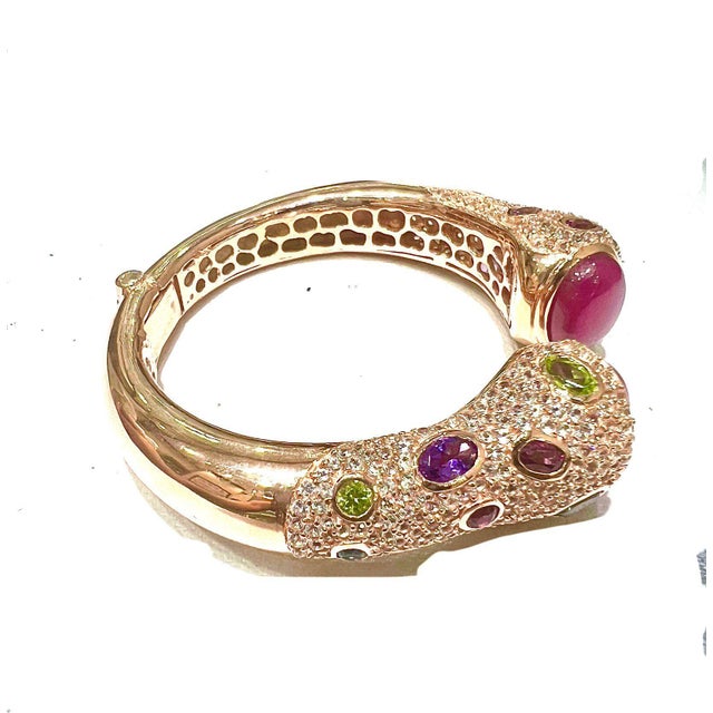 Bochic “Capri” Vintage Ruby & Multi Gem Bangle Set In 18K Gold & Silver For Sale - Image 12 of 14