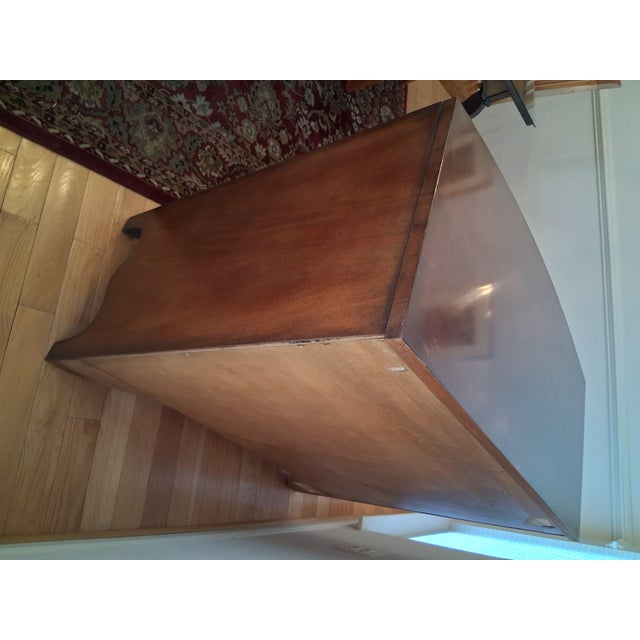 1990s Henredon Aston Court Mahogany 5-Drawer Single Dresser For Sale In Washington DC - Image 6 of 10