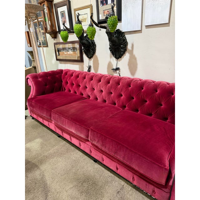 Christopher Guy Attributed to Christopher Guy McQueen Chesterfield-Style Sofa in Black & Red Velvet For Sale - Image 4 of 4