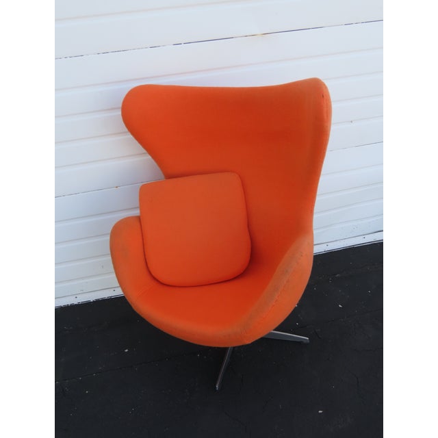 Mid Century Modern Swivel Rocking Orange Egg Chair Fritz Hansen Style 6608 For Sale - Image 9 of 18