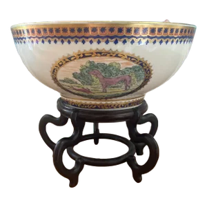 20th Century Paris Porcelain Chinese Export Style Centerpiece Bowl With Stand