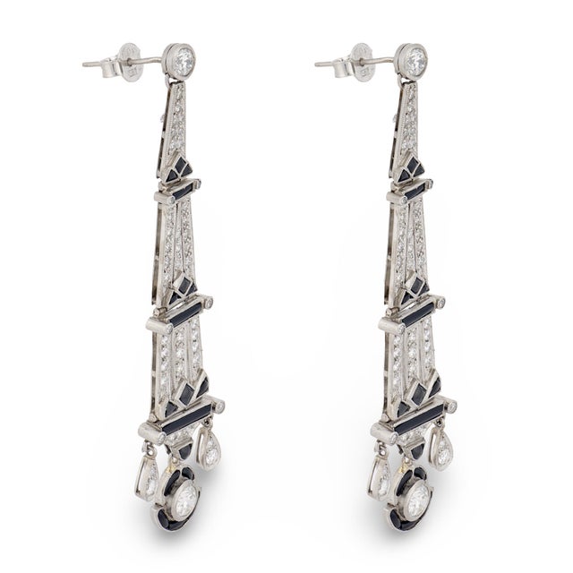 1930s 1930s Art Deco Style Diamond Onyx Platinum Chandelier Earrings, A Pair For Sale - Image 5 of 5